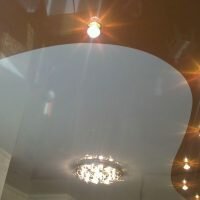 спайка в натяжных потолках